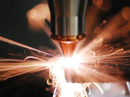 如何提高金属激光焊接机的速度?